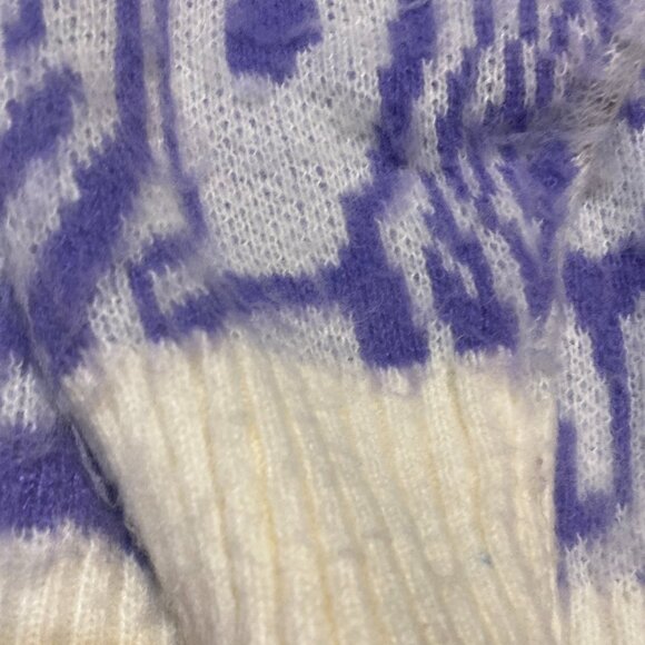 Pretty Fluffy Sweater with Buttons - Picture 6 of 10